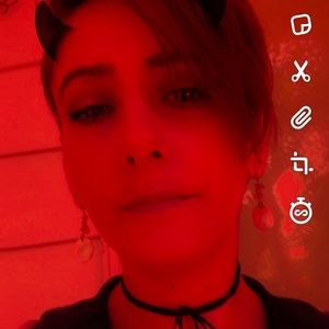 Meet your Posher, Kary